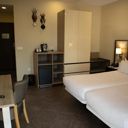 Admiral Hotel 4*
