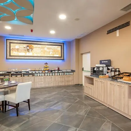 Admiral Hotel 4*